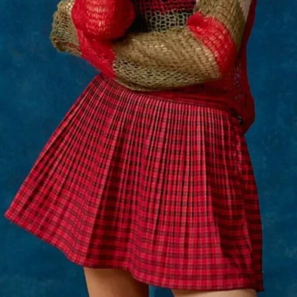 BDG Pleaded Mini Skirt red Plaid XS
